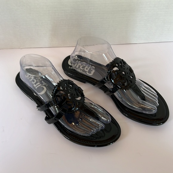 Sam Edelman Circus NY Canyon Medallion Black Patent Sandals Women's Size 10 - Picture 2 of 4